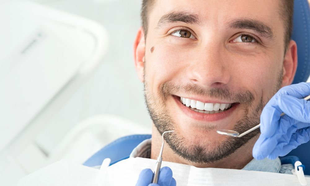 How Dental Professionals Can Find Flexible Work in Chicago