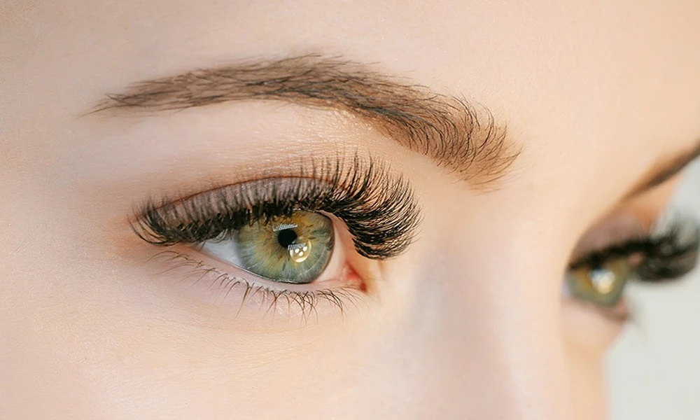 Lash Lift and Tint Before Vacation: Why It’s the Perfect Pre-Trip Beauty Treatment